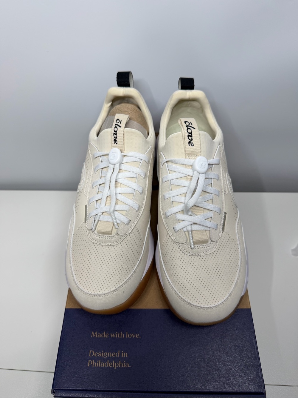 NWT Clove Strada Waterproof Non-Slip Shoes Sand White Gum Women’s 8